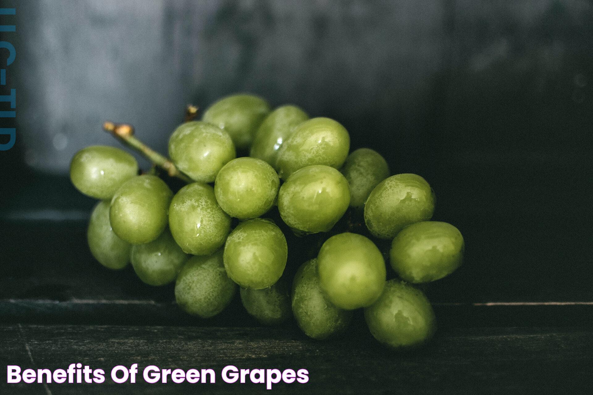 Health Perks In Green Grapes: Surprising Benefits Of A Tiny Fruit