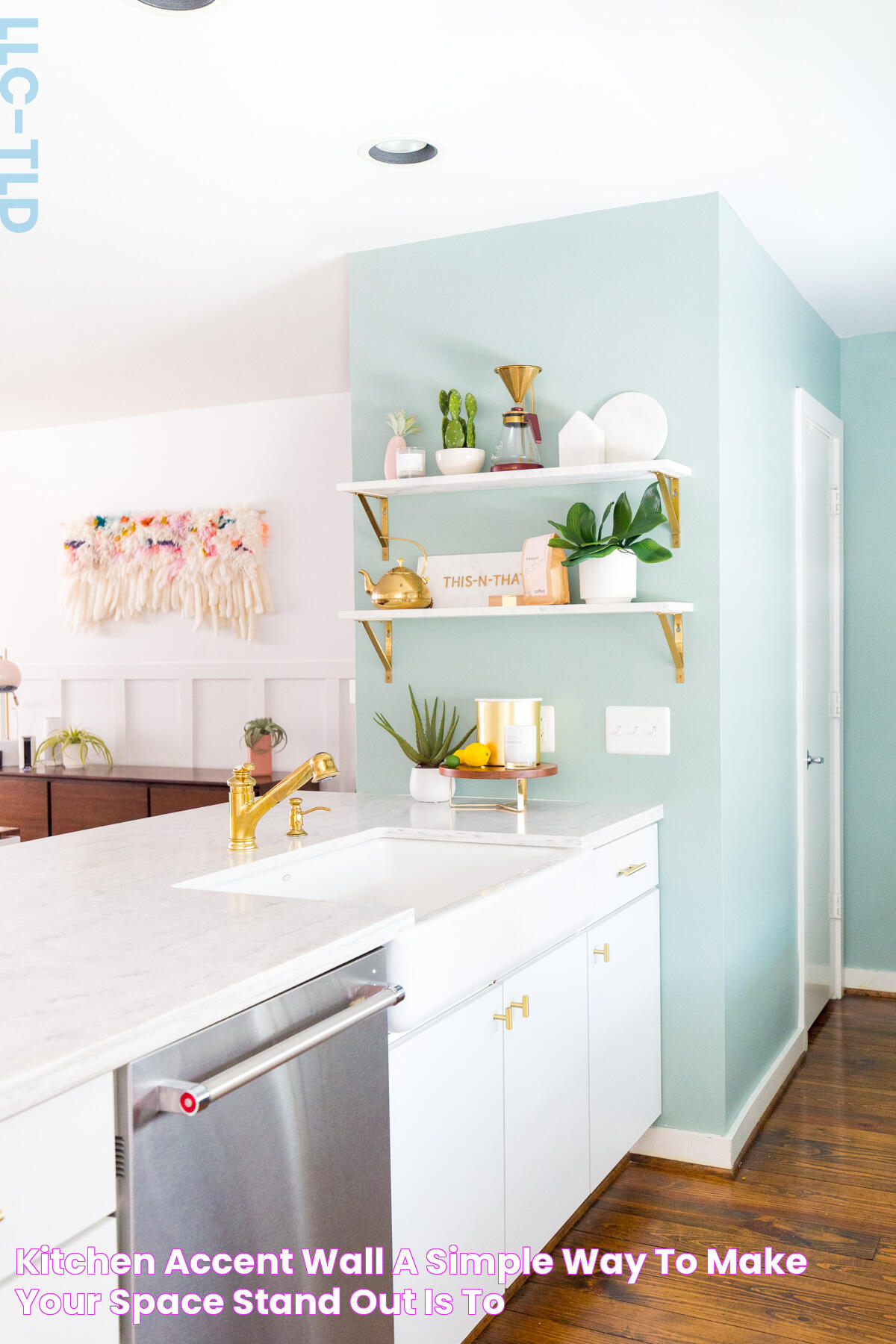 Kitchen Accent Wall / A simple way to make your space stand out is to