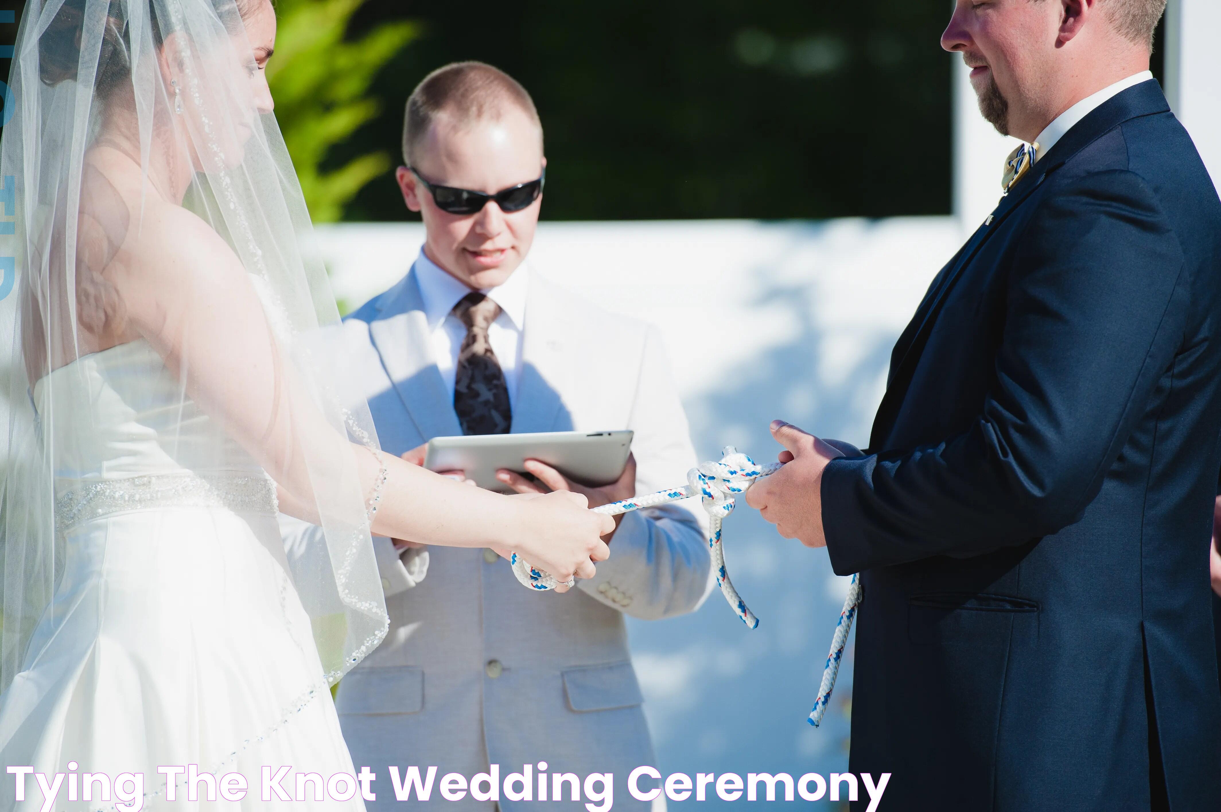 Exquisite Hand Tying Wedding Ceremony: A Timeless Ritual